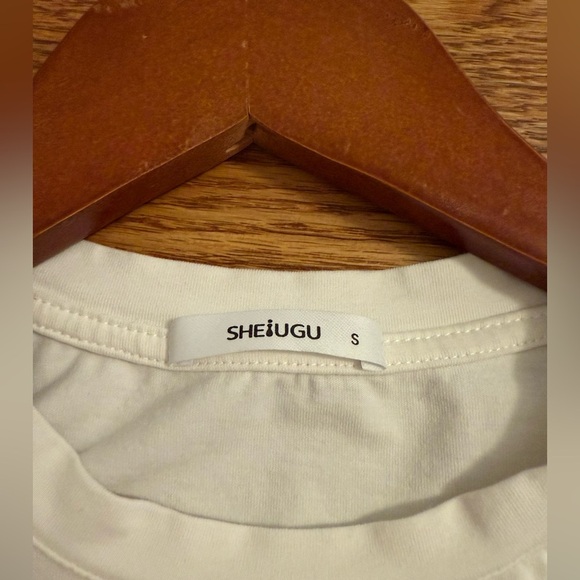 Sheiugu White Short Sleeve Bodysuit size Small - Picture 2 of 8